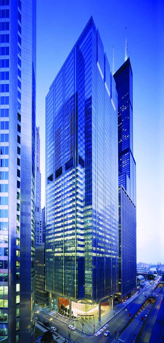 Book cover of Goettsch Partners: Selected Works featuring the interior of 150 North Riverside, Chicago. Published by Images Publishing.