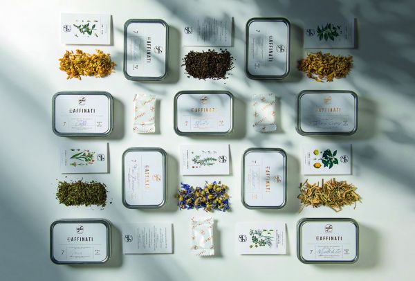 Book cover of Minimalist Packaging: Enhancing Creative Concepts. Published by Images Publishing.