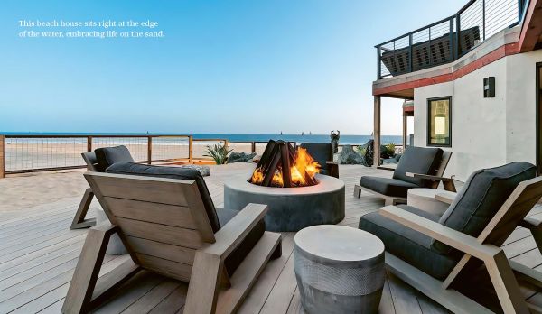 Book cover of Coastal Bliss: Beautiful Beach Houses from Around the World; featuring a beach house near the sea. Published by Images Publishing.